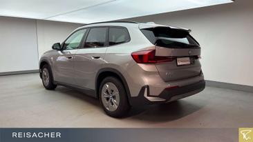 BMW IX1 XDrive30 — photo 2