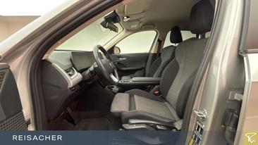 BMW IX1 XDrive30 — photo 4