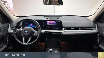 BMW IX1 XDrive30 — photo 6