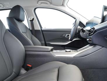 BMW Série 3 Touring Shadow Line 320d — photo 13