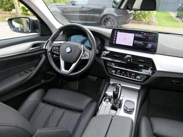 BMW Série 5 Sport + 520d — photo 8