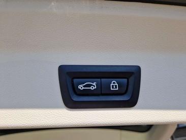 BMW X3 XLine — photo 20