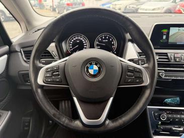 BMW 218 — photo 14