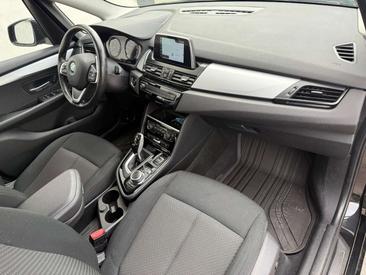 BMW 218 — photo 18