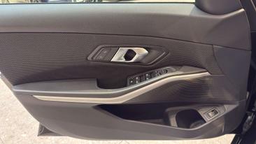 BMW Série 3 Touring 316d — photo 20