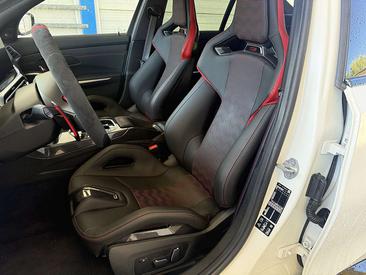 BMW M3 CS XDrive — photo 14