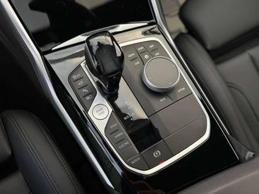 BMW Série 3 Touring 330e — photo 9
