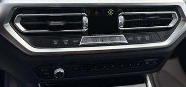 BMW Série 3 Touring 330e — photo 10
