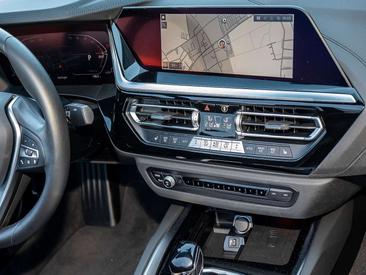 BMW Z4 SDrive20i — photo 7