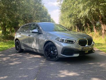 BMW 118 — photo 17