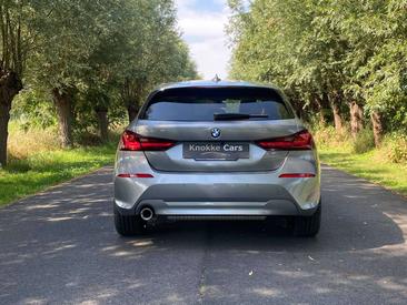 BMW 118 — photo 19