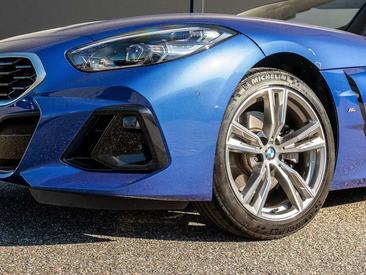BMW Z4 SDrive20i — photo 21