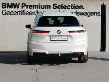 BMW IX XDrive45 — photo 4
