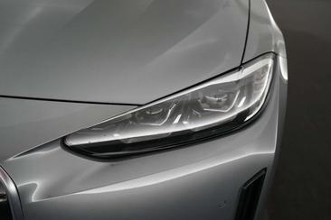 BMW I4 EDrive40 — photo 18