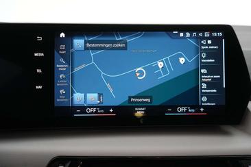 BMW Série 2 Active Tourer 225e XDrive — photo 15