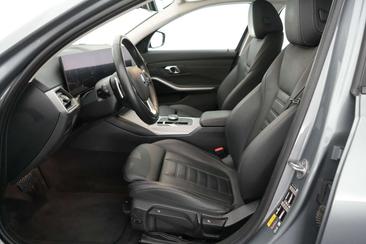 BMW Série 3 Touring 330e — photo 17