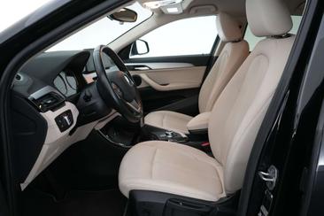 BMW X2 Business XDrive25e — photo 17