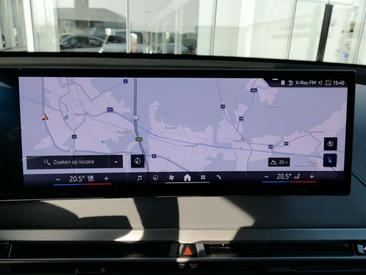 BMW IX XDrive45 — photo 20
