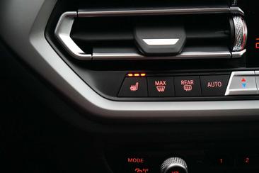BMW Série 3 Touring Business 320e — photo 28