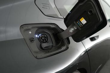 BMW I5 M Sport EDrive40 — photo 23