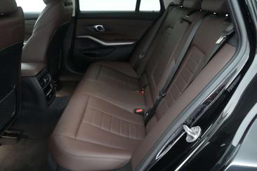 BMW Série 3 Touring 320e — photo 20