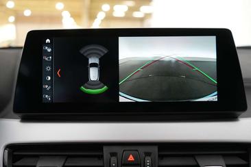 BMW X2 Business XDrive25e — photo 32