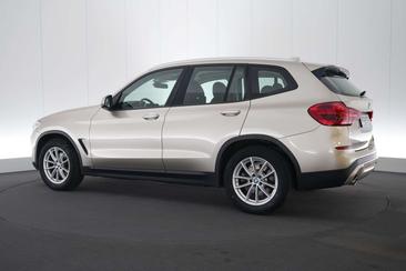 BMW X3 18d SDrive — photo 10