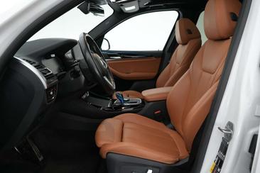 BMW iX3 — photo 17