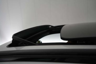 BMW iX3 — photo 28