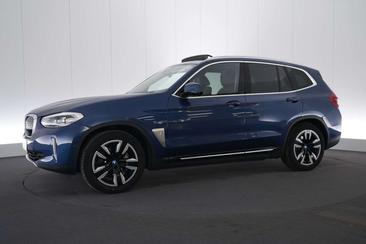 BMW iX3 — photo 12