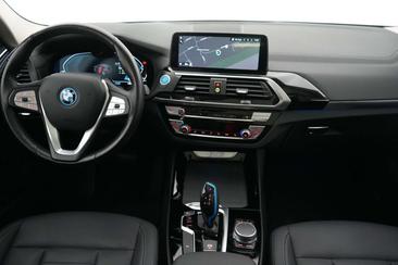 BMW iX3 — photo 13