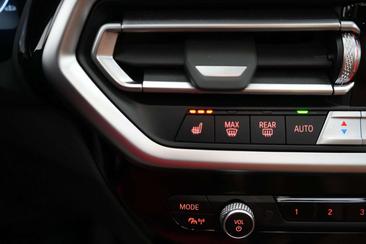 BMW iX3 — photo 32