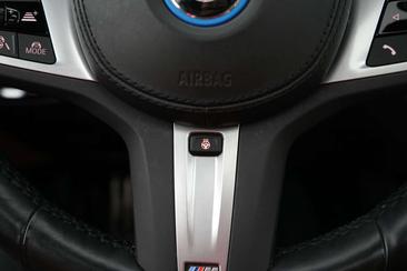 BMW iX3 — photo 35