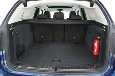 BMW iX3 — photo 21