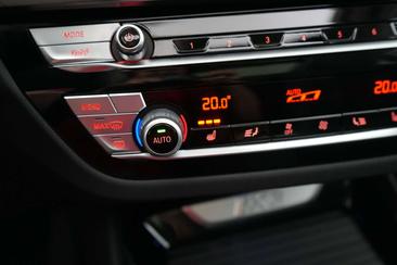 BMW iX3 — photo 32