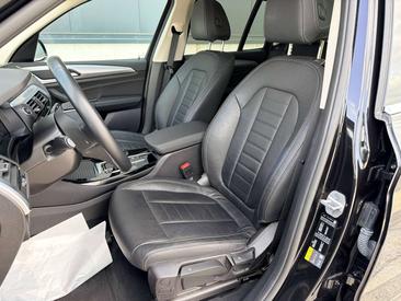 BMW X3 XDrive30e — photo 8
