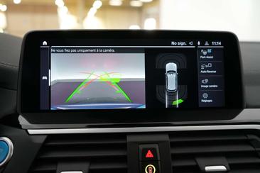 BMW iX3 — photo 38