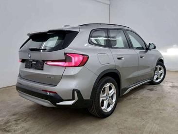 BMW IX1 XLine SDrive20 — photo 3