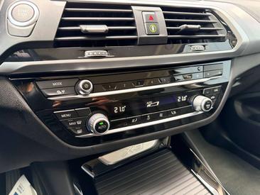 BMW X3 XDrive30e — photo 16