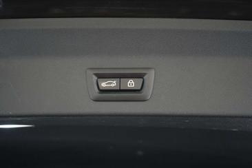 BMW iX3 Impressive EDrive40 — photo 22