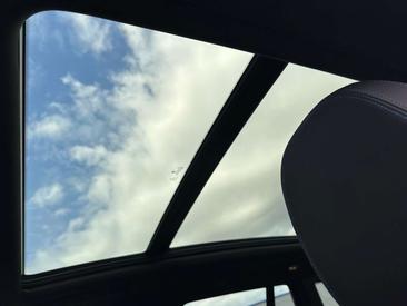 BMW iX3 — photo 10