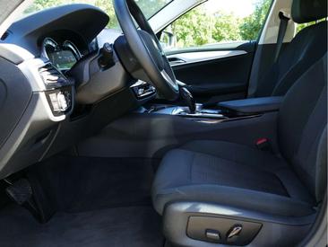 BMW Série 5 Touring 520i — photo 6