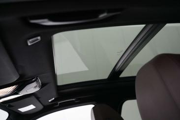 BMW iX3 Impressive EDrive40 — photo 28