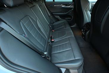 BMW X4 M 40d — photo 20