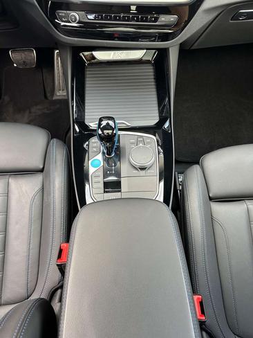BMW iX3 — photo 14