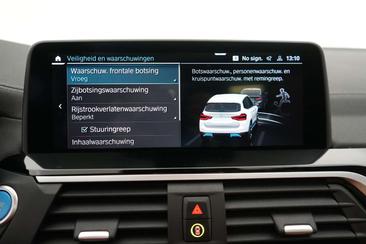 BMW iX3 Impressive — photo 34