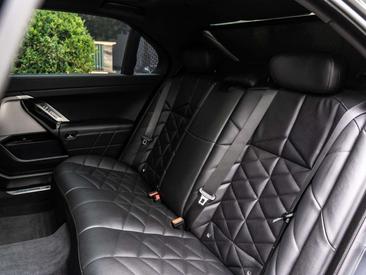 BMW Série 7 750e XDrive — photo 14