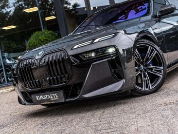 BMW Série 7 750e XDrive — photo 17