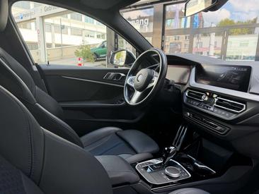 BMW 218 M Sport I — photo 5