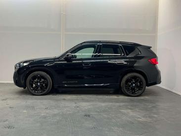BMW IX1 M Sport EDrive20 — photo 9